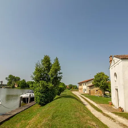 Gospodarstwo wiejskie Residenze Di La' Dal Fiume *
