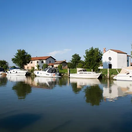 Gospodarstwo wiejskie Residenze Di La' Dal Fiume *
